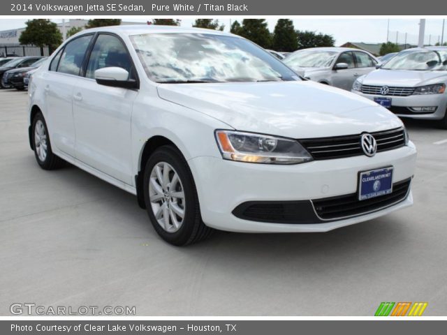 2014 Volkswagen Jetta SE Sedan in Pure White