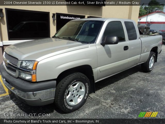 2004 Chevrolet Silverado 1500 LS Extended Cab 4x4 in Silver Birch Metallic