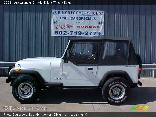 1992 Jeep Wrangler S 4x4 in Bright White