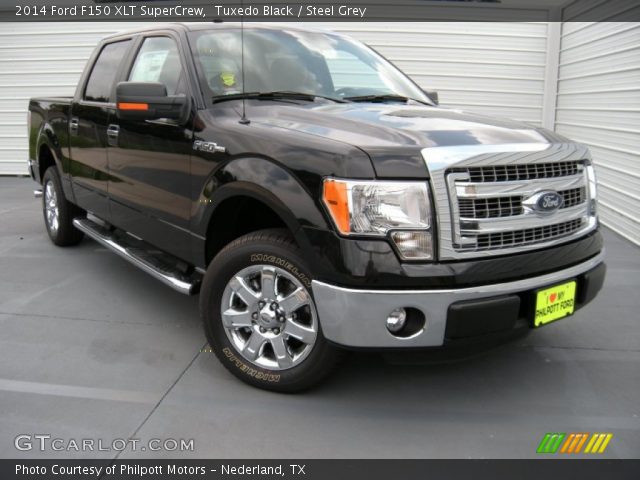 2014 Ford F150 XLT SuperCrew in Tuxedo Black