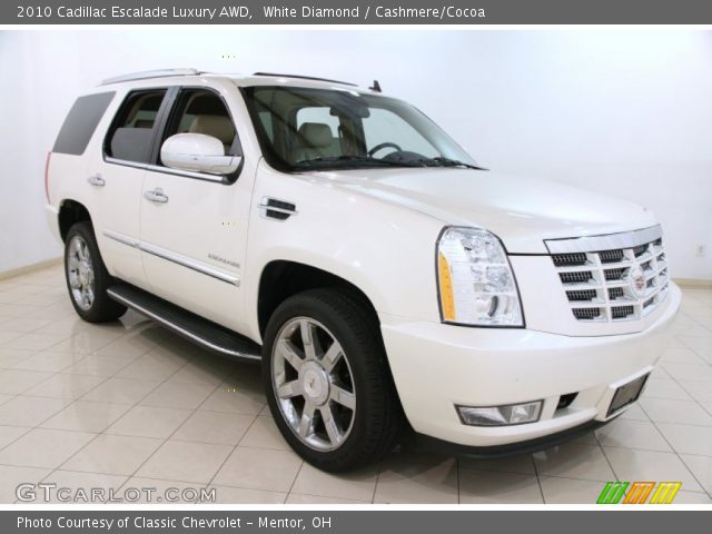 2010 Cadillac Escalade Luxury AWD in White Diamond