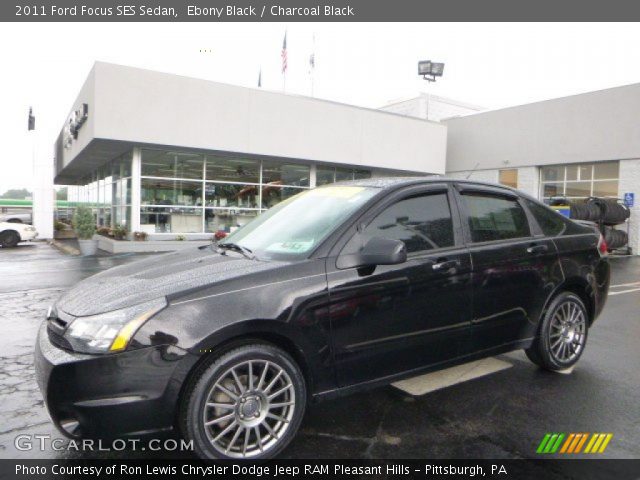 2011 Ford Focus SES Sedan in Ebony Black