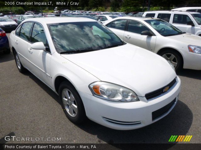 2006 Chevrolet Impala LT in White