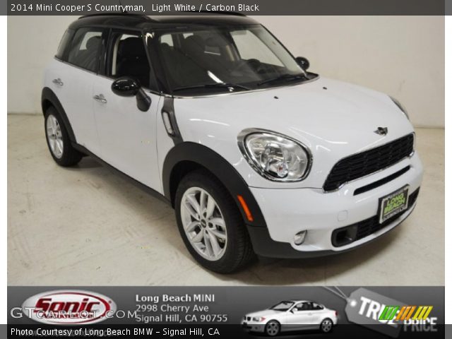 2014 Mini Cooper S Countryman in Light White