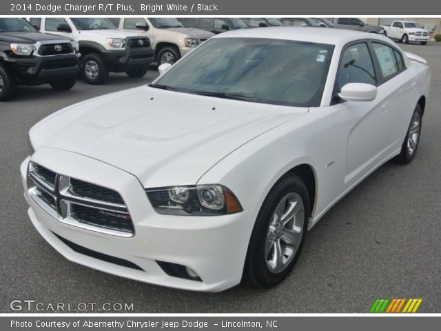 2014 Dodge Charger R/T Plus in Bright White