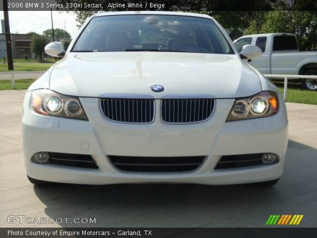 2006 BMW 3 Series 330xi Sedan in Alpine White