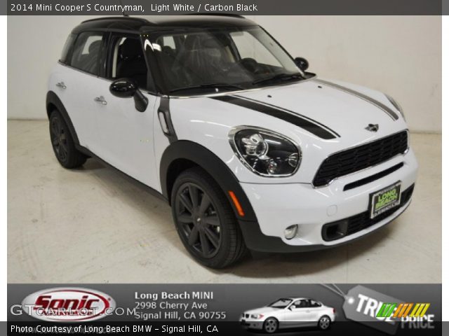 2014 Mini Cooper S Countryman in Light White