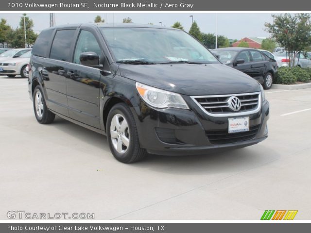 2010 Volkswagen Routan SE in Nocturne Black Metallic