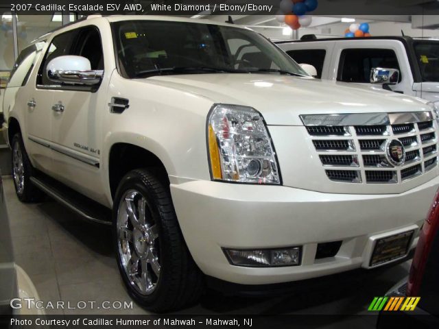 2007 Cadillac Escalade ESV AWD in White Diamond