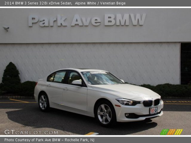 2014 BMW 3 Series 328i xDrive Sedan in Alpine White