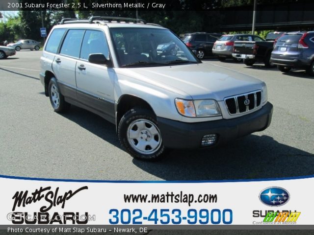 2001 Subaru Forester 2.5 L in Silverthorn Metallic