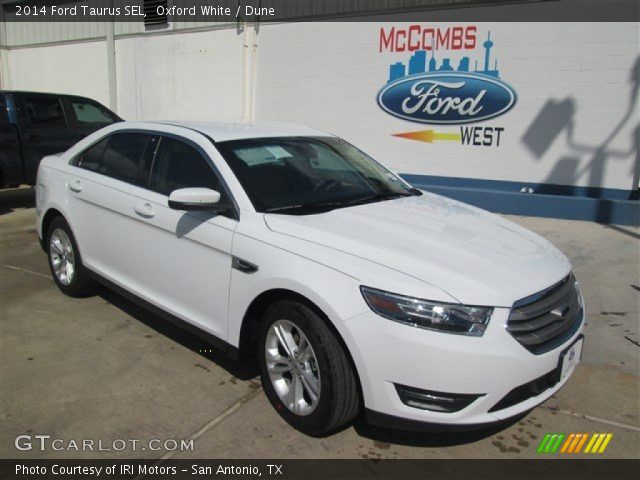 2014 Ford Taurus SEL in Oxford White
