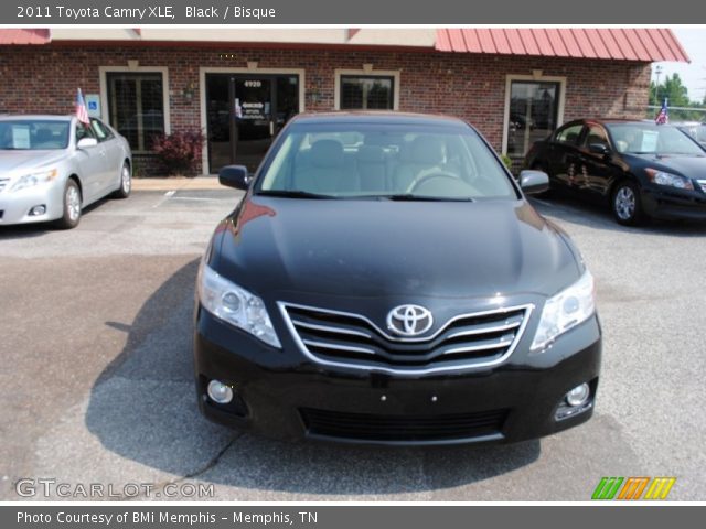2011 Toyota Camry XLE in Black