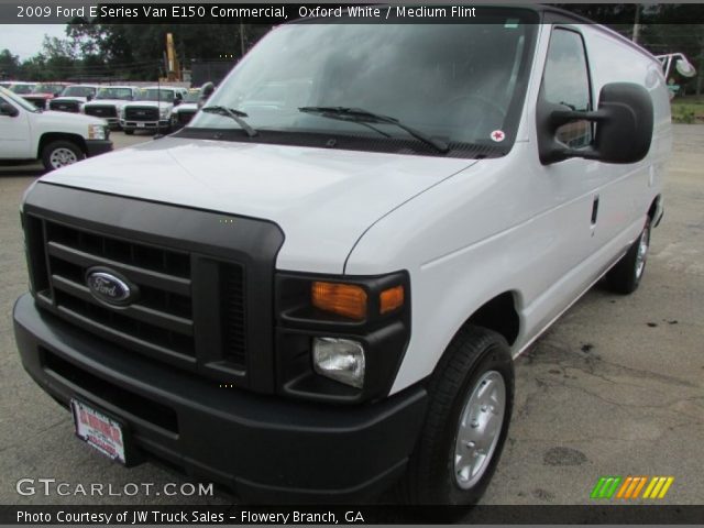 2009 Ford E Series Van E150 Commercial in Oxford White
