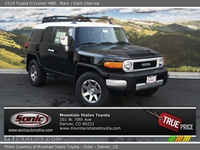 2014 Toyota FJ Cruiser 4WD in Black
