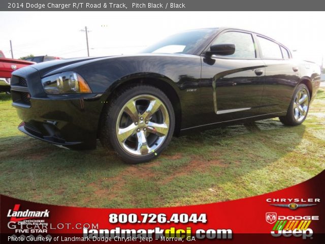 2014 Dodge Charger R/T Road & Track in Pitch Black