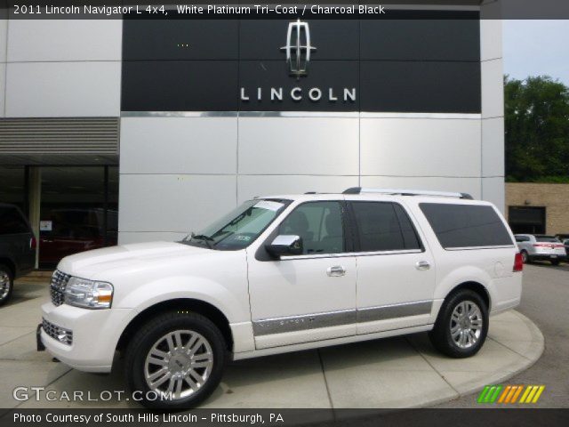 2011 Lincoln Navigator L 4x4 in White Platinum Tri-Coat