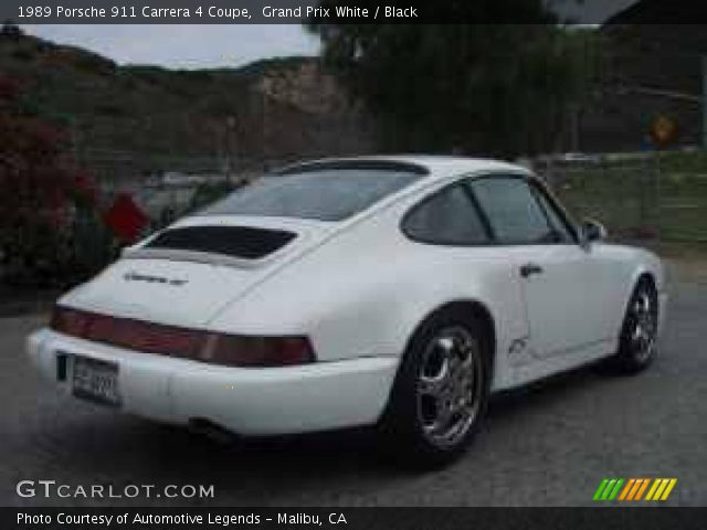 1989 Porsche 911 Carrera 4 Coupe in Grand Prix White