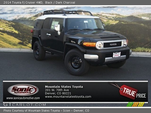 2014 Toyota FJ Cruiser 4WD in Black