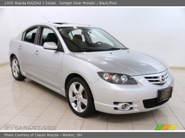 2005 Mazda MAZDA3 s Sedan in Sunlight Silver Metallic