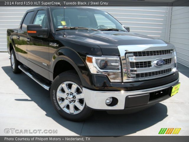 2014 Ford F150 XLT SuperCrew in Tuxedo Black