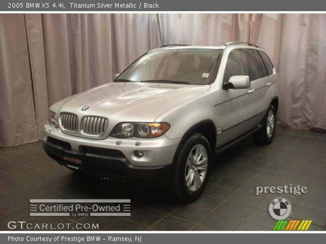 2005 BMW X5 4.4i in Titanium Silver Metallic