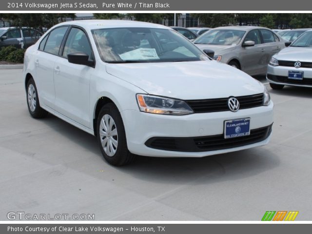 2014 Volkswagen Jetta S Sedan in Pure White