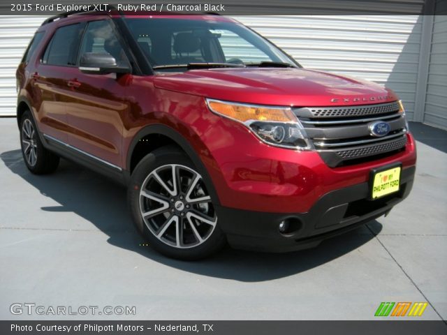 2015 Ford Explorer XLT in Ruby Red