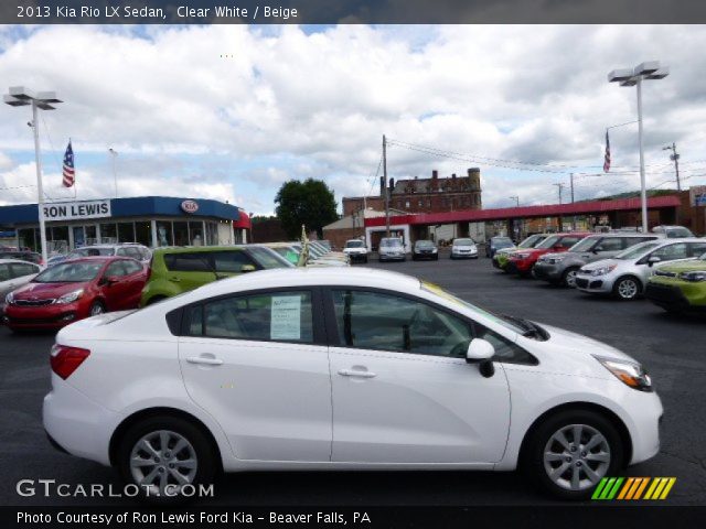 2013 Kia Rio LX Sedan in Clear White