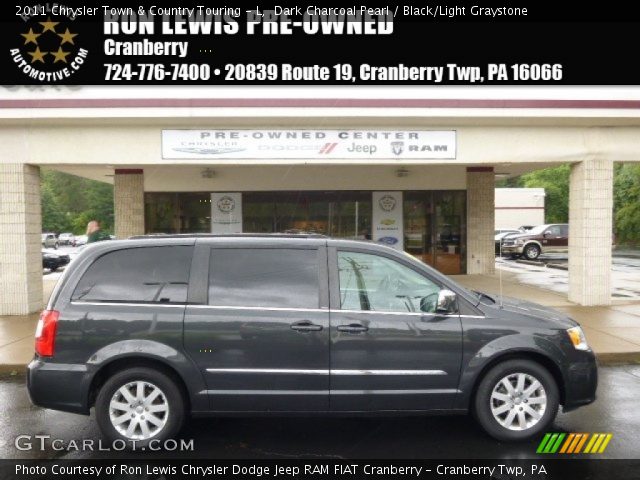 2011 Chrysler Town & Country Touring - L in Dark Charcoal Pearl