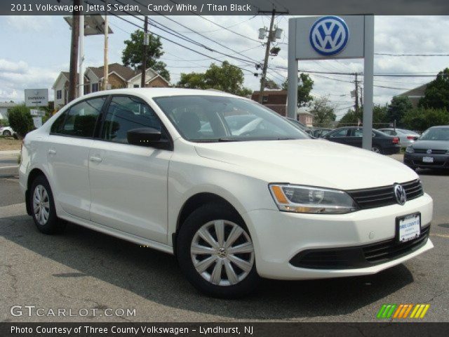 2011 Volkswagen Jetta S Sedan in Candy White
