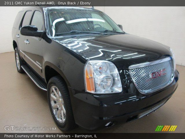 2011 GMC Yukon Denali AWD in Onyx Black
