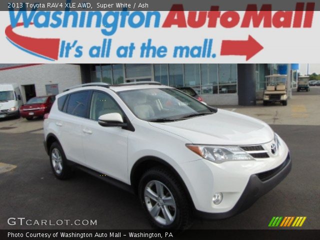 2013 Toyota RAV4 XLE AWD in Super White