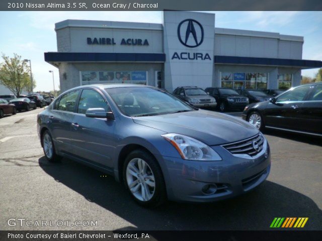 2010 Nissan Altima 3.5 SR in Ocean Gray
