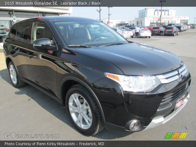 2015 Mitsubishi Outlander SE in Labrador Black