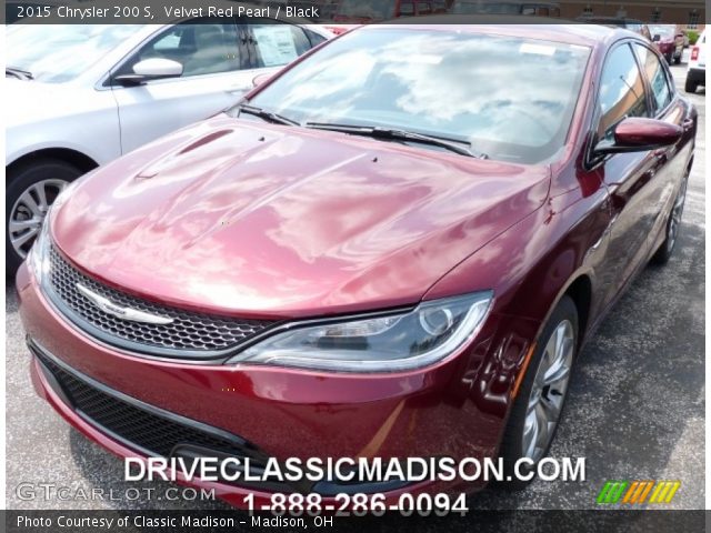 2015 Chrysler 200 S in Velvet Red Pearl