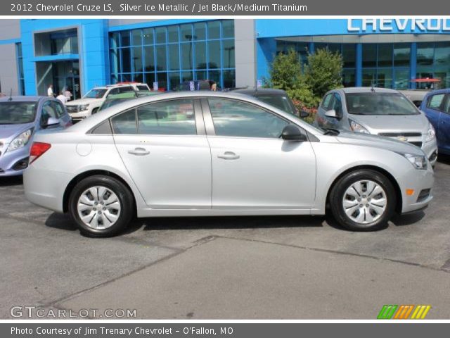 2012 Chevrolet Cruze LS in Silver Ice Metallic