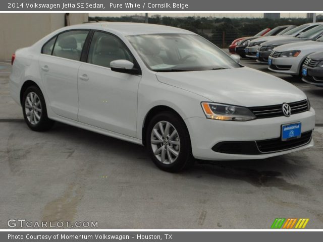 2014 Volkswagen Jetta SE Sedan in Pure White