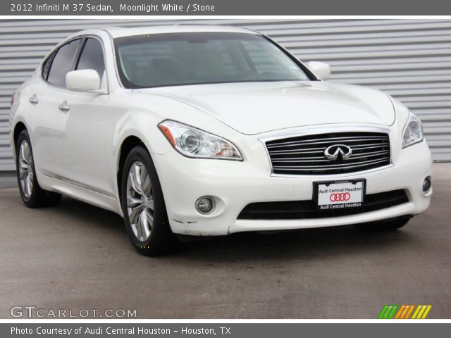 2012 Infiniti M 37 Sedan in Moonlight White