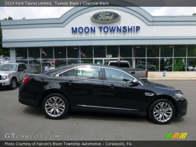 2014 Ford Taurus Limited in Tuxedo Black