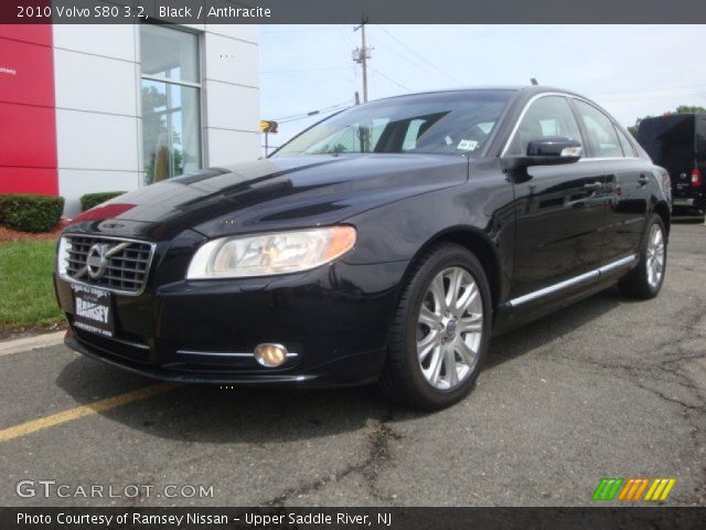 2010 Volvo S80 3.2 in Black