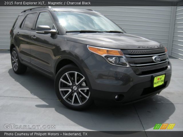 2015 Ford Explorer XLT in Magnetic