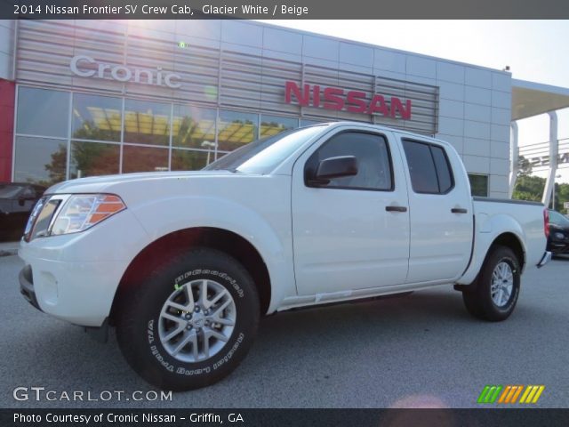 2014 Nissan Frontier SV Crew Cab in Glacier White