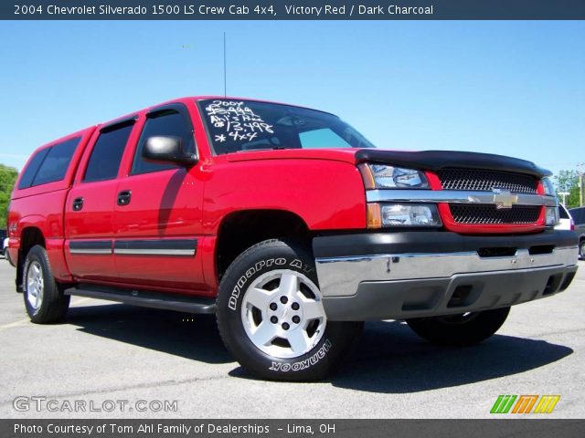 2004 Chevrolet Silverado 1500 LS Crew Cab 4x4 in Victory Red