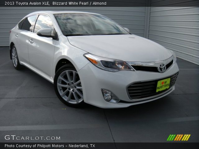 2013 Toyota Avalon XLE in Blizzard White Pearl