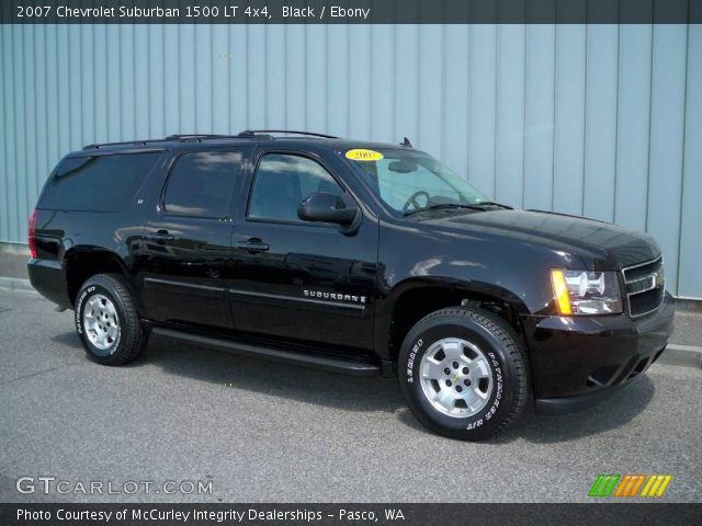 2007 Chevrolet Suburban 1500 LT 4x4 in Black
