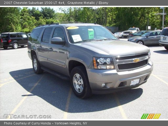 2007 Chevrolet Suburban 1500 LT 4x4 in Graystone Metallic