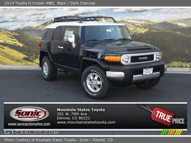 2014 Toyota FJ Cruiser 4WD in Black