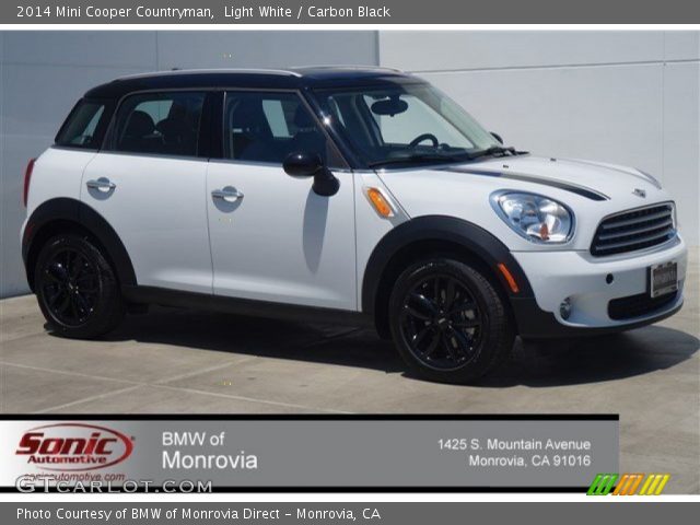 2014 Mini Cooper Countryman in Light White