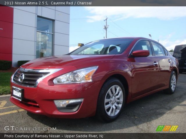 2013 Nissan Altima 2.5 S in Cayenne Red